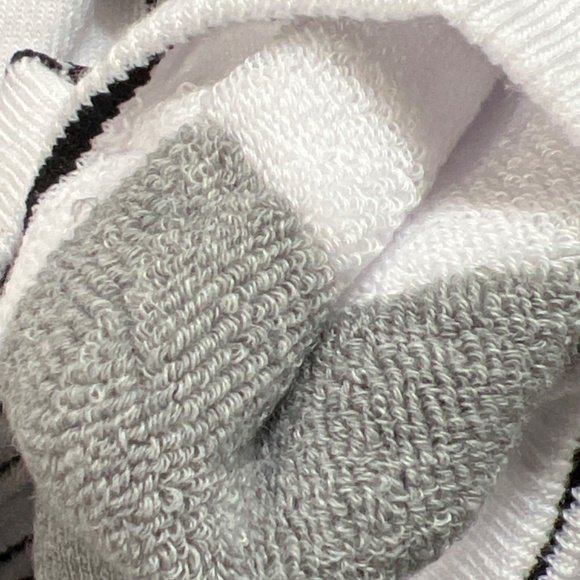 Adidas Men’s Cushioned Socks 🏀 - Picture 9 of 10